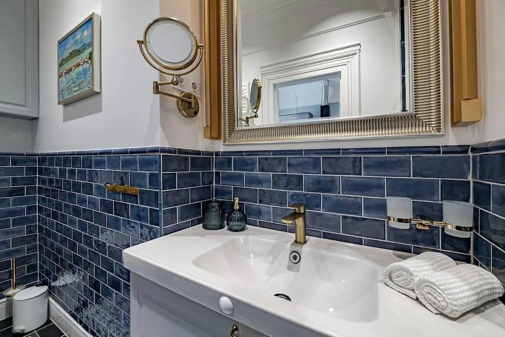 Appartamento Elegant & Stylish Luxury Living Budapest 0*,  Ungheria